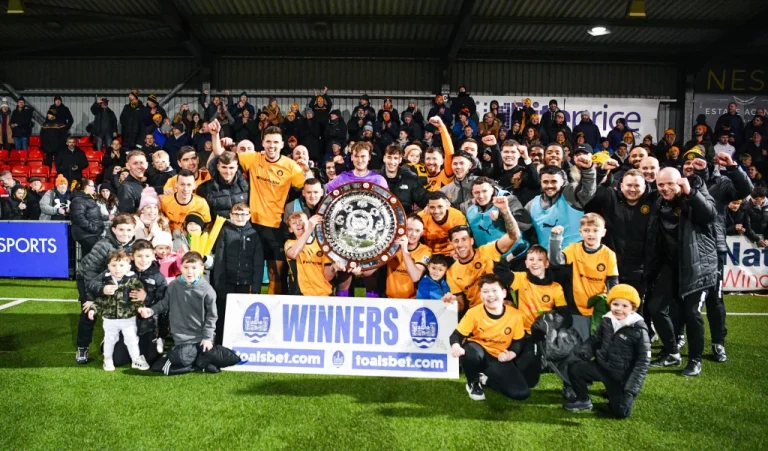 Carrick Rangers remporte la Shield Final face à Cliftonville
