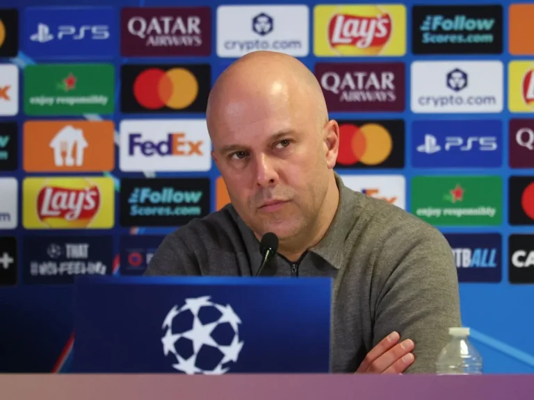 Liverpool s'intéresse à Micky van de Ven pour renforcer sa défense