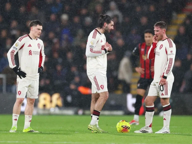 Liverpool s'incline 3-2 face à Bournemouth après un match dramatique