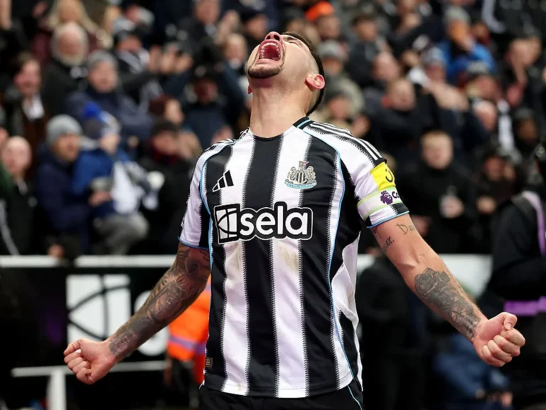Newcastle United face à Aston Villa : décisions clés pour la composition