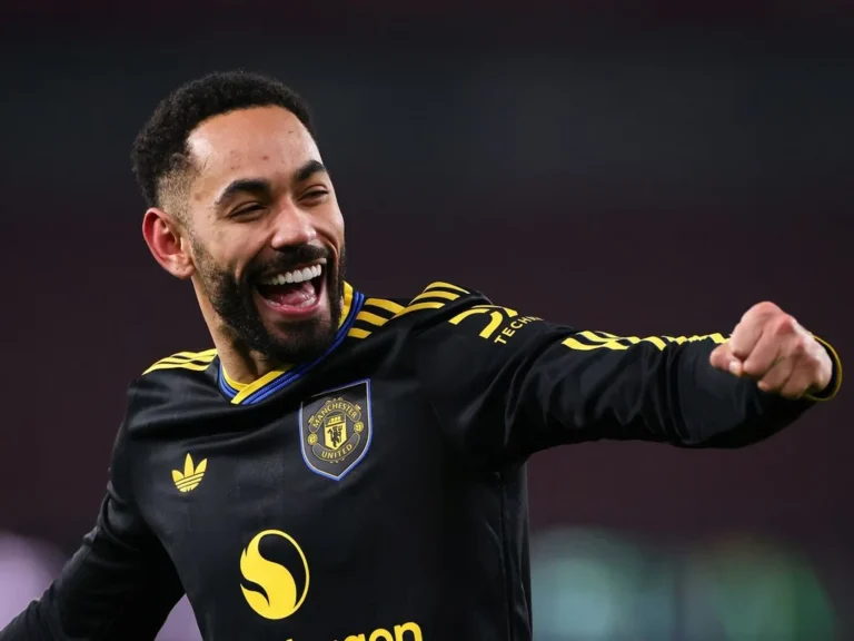 Carrick loue la performance de Cunha lors de la victoire contre Arsenal