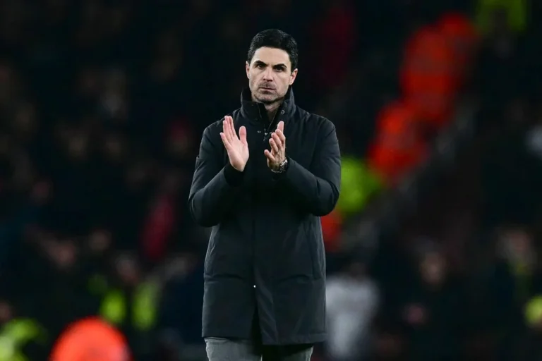 Arteta défie Arsenal après défaite face à Manchester United