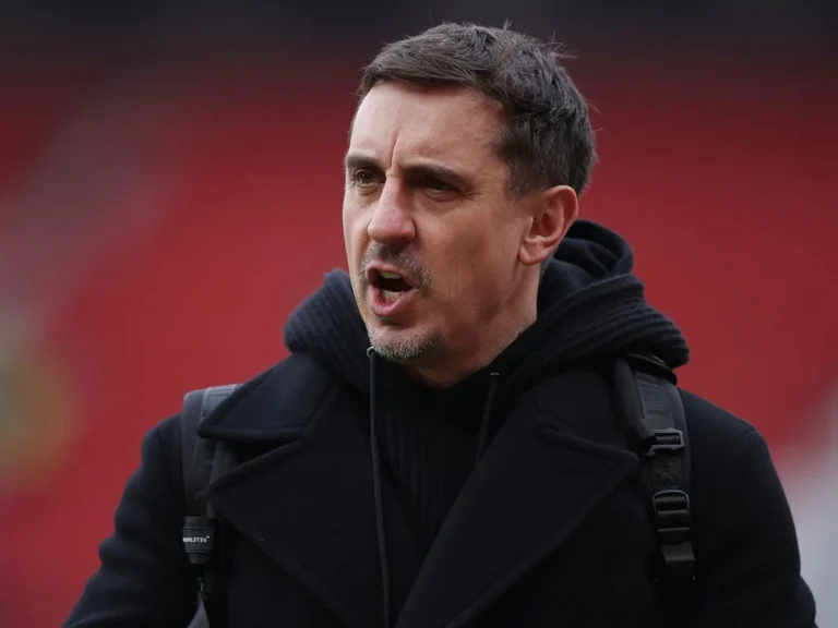 Critiques de Neville et Keane sur la gestion d'Arsenal face à Manchester United