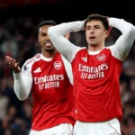 Manchester United bat Arsenal et réduit l'avance en Premier League