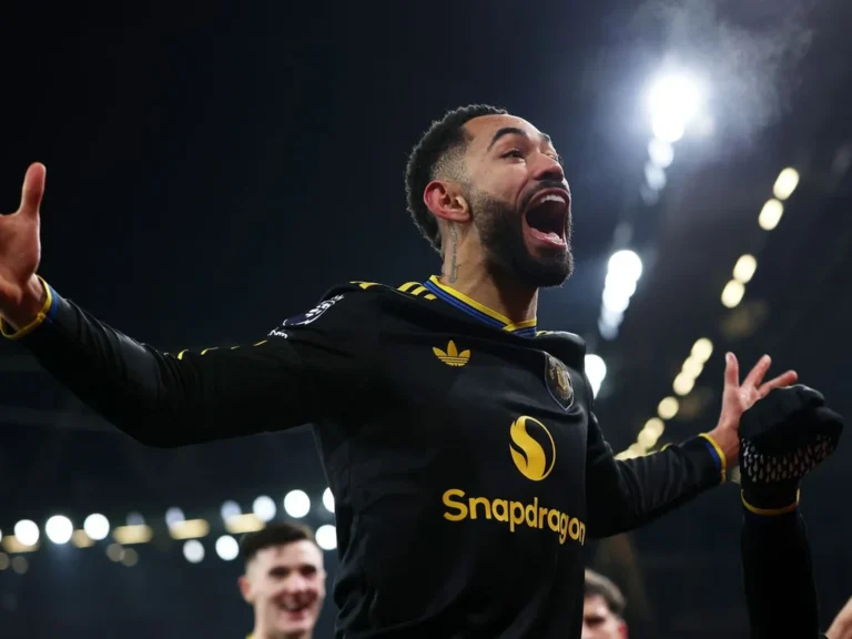 Man Utd bat Arsenal grâce à un but spectaculaire de Cunha