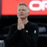 NBA : victoire des Golden State Warriors dans une atmosphère sombre