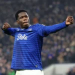 Everton et Leeds : match nul avec Thierno Barry en vedette