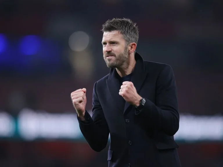 Manchester United prépare la saison prochaine avec un nouveau manager