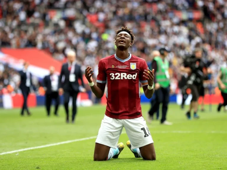 Tammy Abraham de retour à Aston Villa : suivi et ambitions