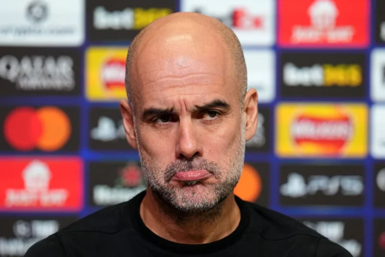 Pep Guardiola critique à nouveau les arbitres après Manchester City