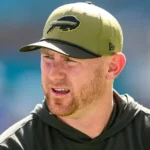 Buffalo Bills nomment Joe Brady comme nouvel entraîneur principal