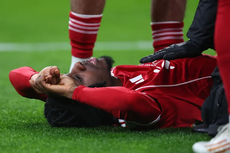 Blessure de Jeremie Frimpong : impact pour Liverpool en Ligue des Champions