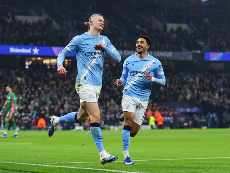 Haaland célèbre un geste en hommage à Leeds après son but contre Galatasaray