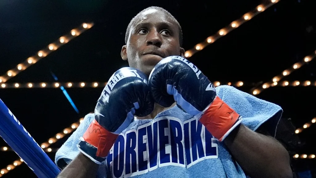 Bruce Carrington vise Nick Ball pour la unification mondiale des poids plumes