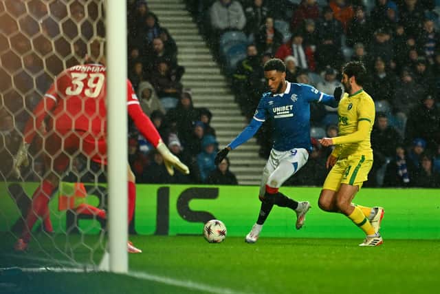 Rangers et intérêts transférés sur plusieurs attaquants