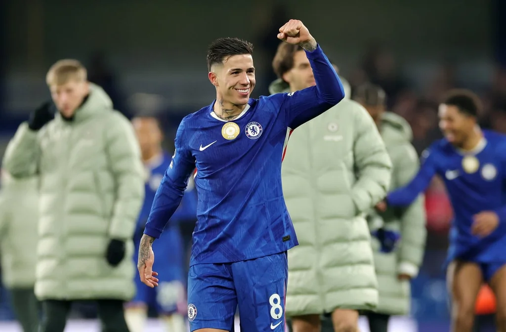 Chelsea s'impose dans un match dramatique grâce à Enzo Fernandez