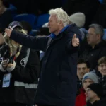 David Moyes réagit vivement après son carton pour sa célébration