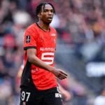 Jeremy Jacquet choisit Liverpool plutôt que Chelsea : un transfert stratégique