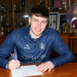 Falkirk sécurise un prêt grâce à la recommandation de John McGinn