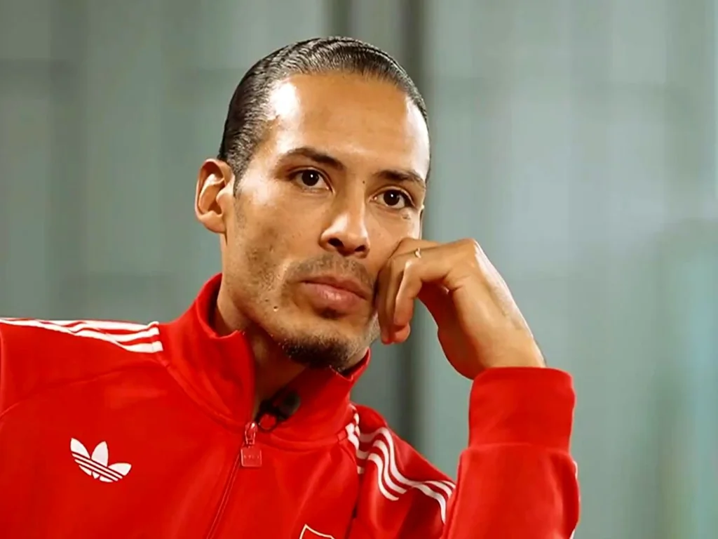 Virgil van Dijk appelle à la responsabilité des anciens joueurs face aux abus en ligne