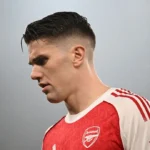 Les joueurs d'Arsenal ne font pas confiance à Viktor Gyokeres, selon Merson