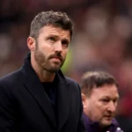 Carrick conseille de laisser Sesko sur le banc face à Tottenham