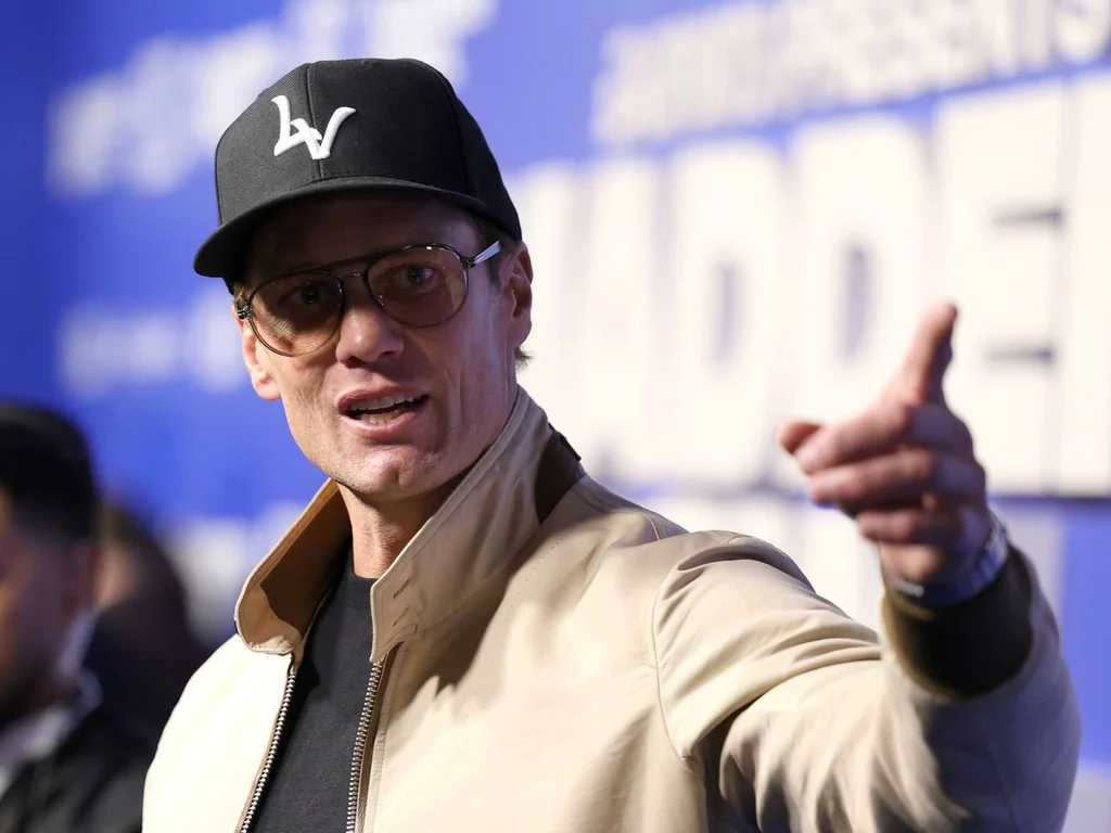 Tom Brady se distancie des Patriots après le Super Bowl LX