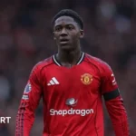 Kobbie Mainoo : la révélation de Manchester United qui défie Ruben Amorim
