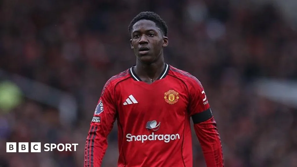 Kobbie Mainoo : la révélation de Manchester United qui défie Ruben Amorim