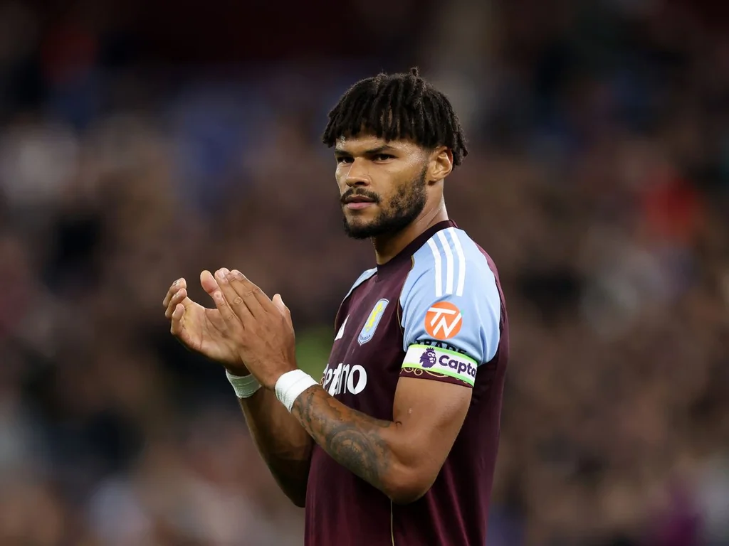 Unai Emery dévoile la composition d'Aston Villa face à Brighton