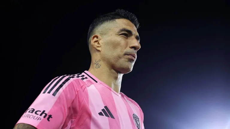 Luis Suarez avec le maillot de l'Uruguay