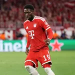 Alphonso Davies avec le Bayern Munich contre le Paris Saint-Germain