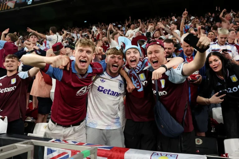 Aston Villa écrase Fribourg et remporte la Ligue Europa, Emery entre encore dans l’histoire