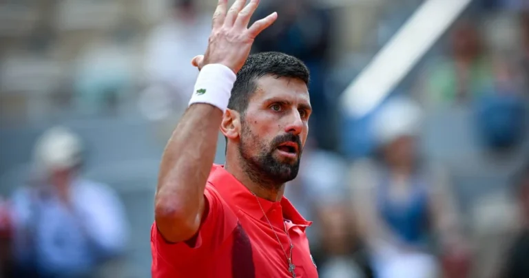 Djokovic relance Roland-Garros avec Troicki dans son box