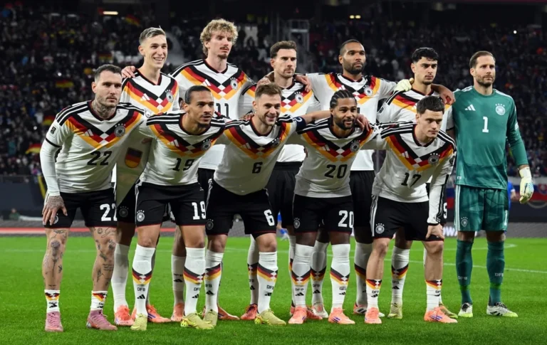Manuel Neuer avec l’Allemagne avant la Coupe du monde 2026