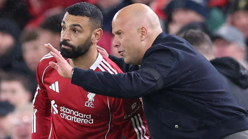 Liverpool : Arne Slot entretient le doute sur Mohamed Salah avant Brentford