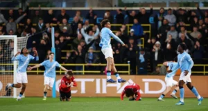 Manchester City remporte la FA Youth Cup face à United sur un but tardif d’Heskey