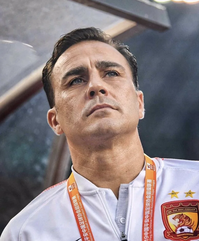 Fabio Cannavaro, sélectionneur de l'Ouzbékistan, en 2019