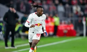 Yan Diomandé sous le maillot du RB Leipzig lors de la saison 2025-2026