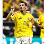 Daniel Munoz célèbre son but libérateur lors de Colombie-RD Congo (1-0) à l'Estadio Akron de Guadalajara, 24 juin 2026 — la Colombie valide son ticket pour les 16es de finale du Mondial 2026.