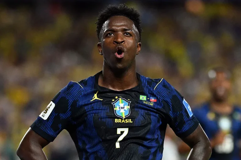 Vinícius Júnior célèbre le troisième but du Brésil face à Haïti au Lincoln Financial Field de Philadelphie, 19 juin 2026 — Mauro Pimentel / AFP via Getty Images