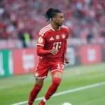 Michael Olise avec le Bayern Munich, au centre des rumeurs autour du Real Madrid