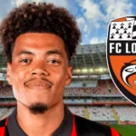 Noah Cadiou sous le maillot du FC Lorient, lors d'un match de Ligue 1 2025-2026