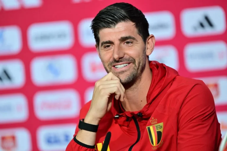 Thibaut Courtois en conférence de presse avec la Belgique, juste avant la Coupe du monde 2026