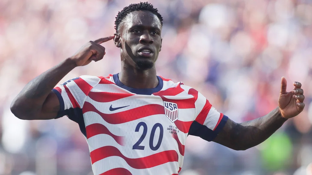Folarin Balogun, meilleur buteur américain du Mondial 2026 avec trois buts, dont la suspension a été levée par la FIFA après l'appel de Donald Trump