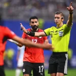 François Letexier au sifflet lors du huitième de finale Argentine-Égypte (3-2), 8 juillet 2026 — Crédit : RMC Sport / BFM TV