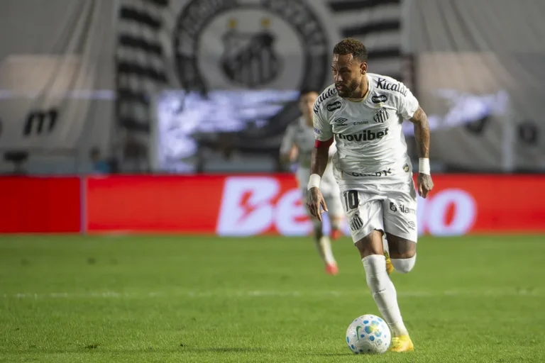 Neymar avec Santos lors de son retour contre Chapecoense