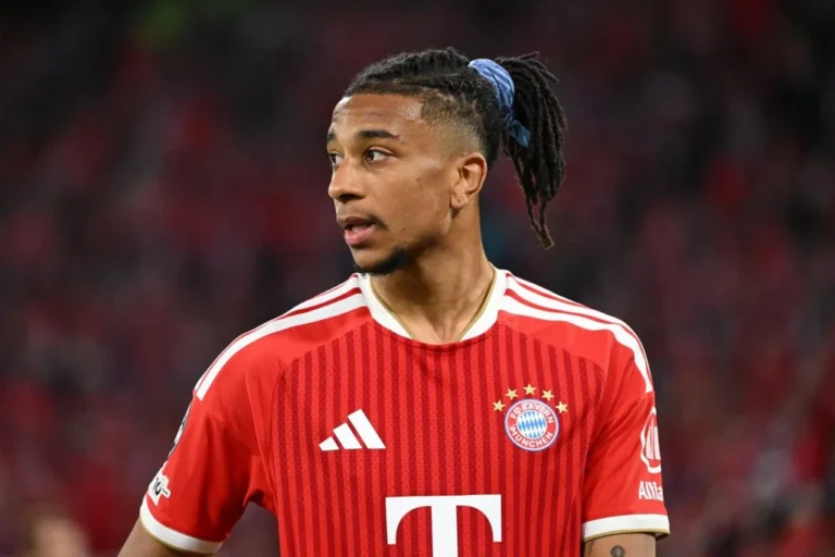 Michael Olise sous le maillot du Bayern Munich